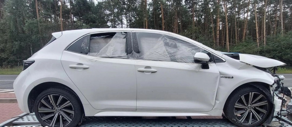 Toyota Corolla cena 51500 przebieg: 12000, rok produkcji 2021 z Hrubieszów małe 37